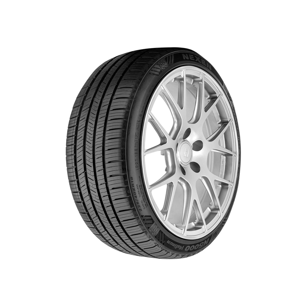 235/45R18 98W XL D897
